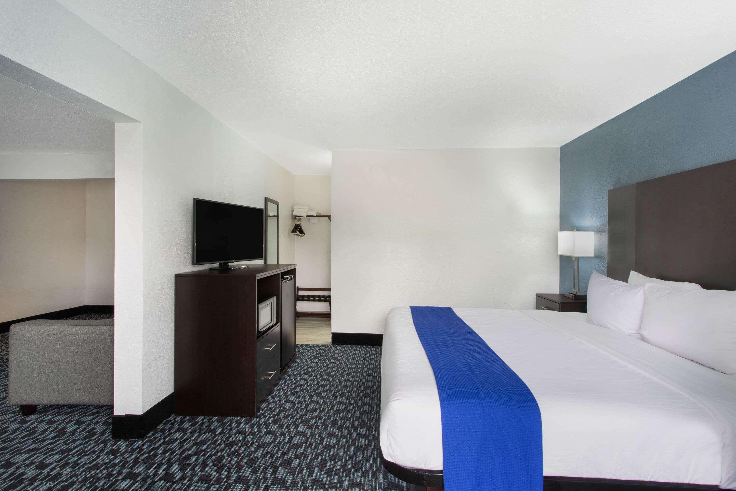Baymont By Wyndham Charlotte University Exterior foto
